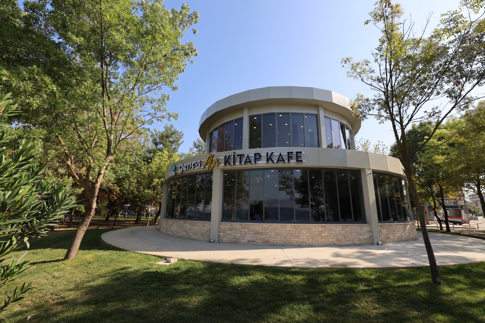 Ba�iskele Sahilinin Yeni Tesisi Hizmete A��ld�